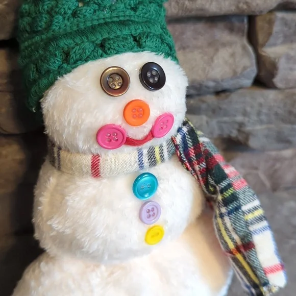 Hand Crafted Snowman about 8 inches tall - Picture 2 of 4